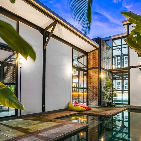 Villa Costa Plana - 2 Bedroom Industrial Private Villa In Umalas, Between Canggu & Seminyak