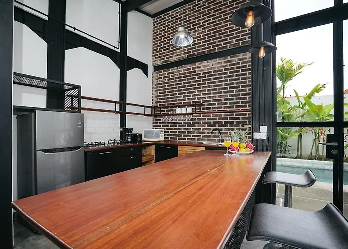 ヴィラ Costa Plana - 2 Bedroom Industrial Private In Umalas, Between Canggu & *