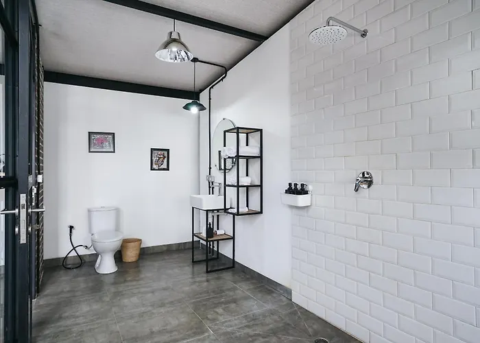 Costa Plana - 2 Bedroom Industrial Private In Umalas, Between Canggu &