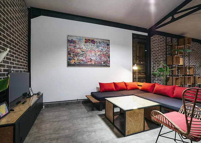 Costa Plana - 2 Bedroom Industrial Private In Umalas, Between Canggu & *